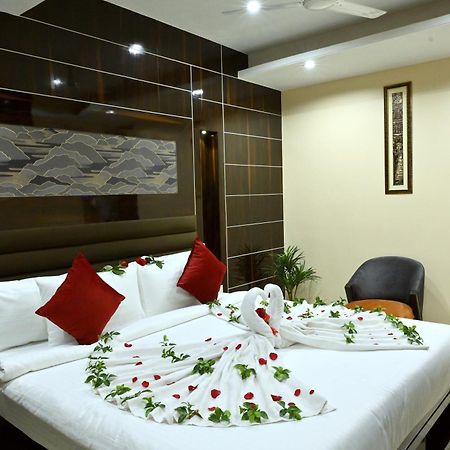 Hotel Trax International 贾姆谢德布尔 外观 照片