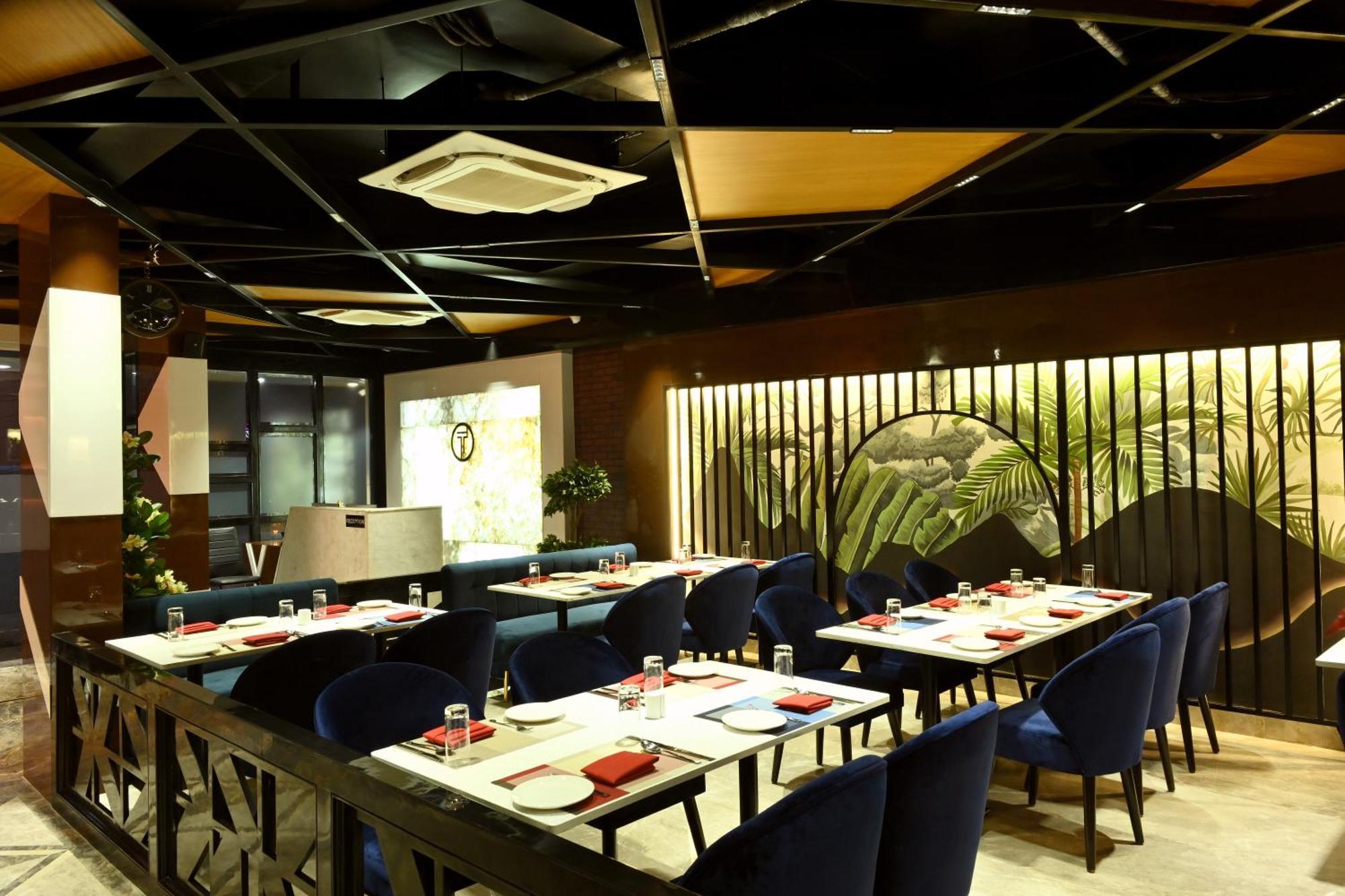 Hotel Trax International 贾姆谢德布尔 外观 照片