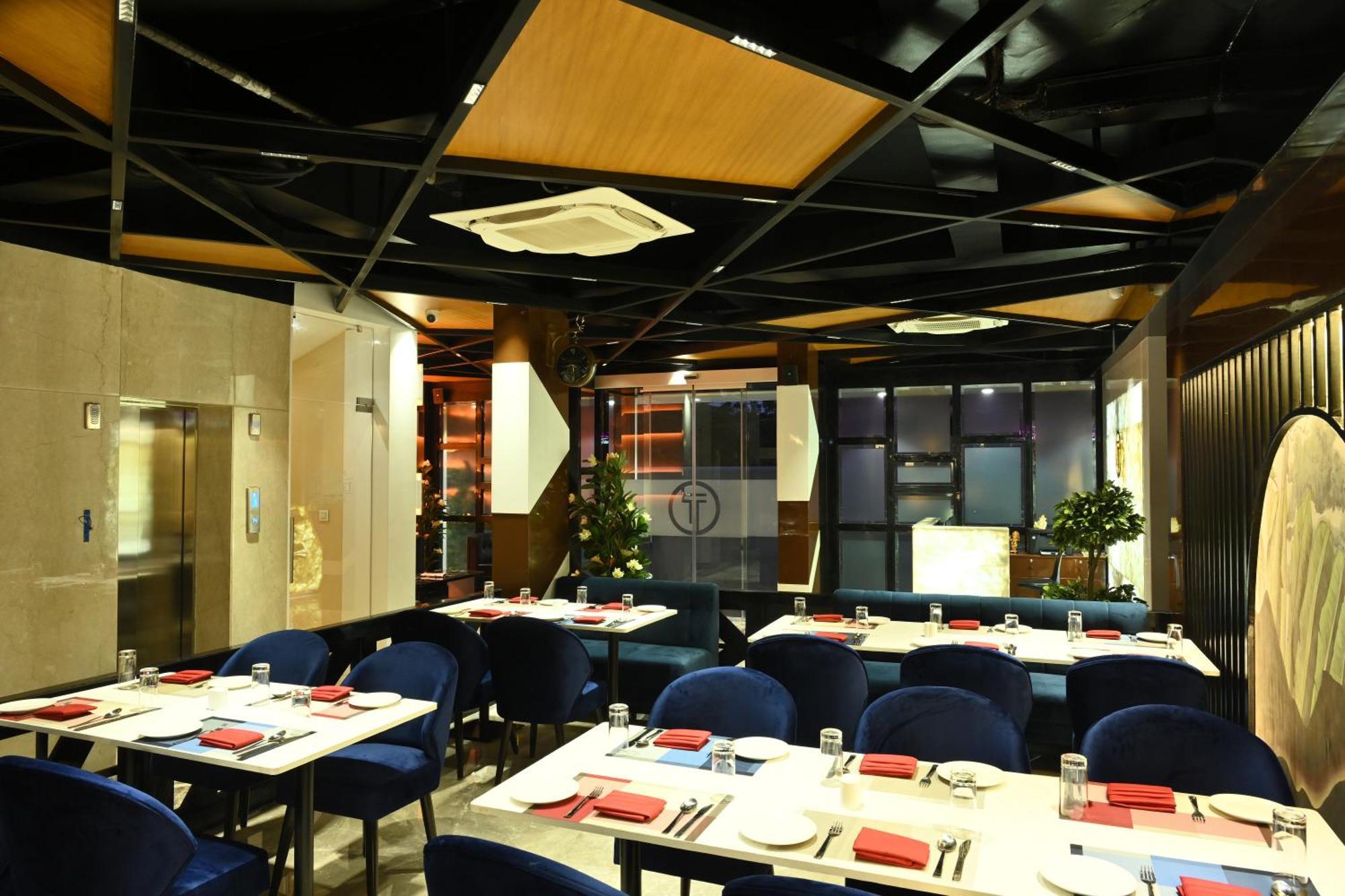 Hotel Trax International 贾姆谢德布尔 外观 照片