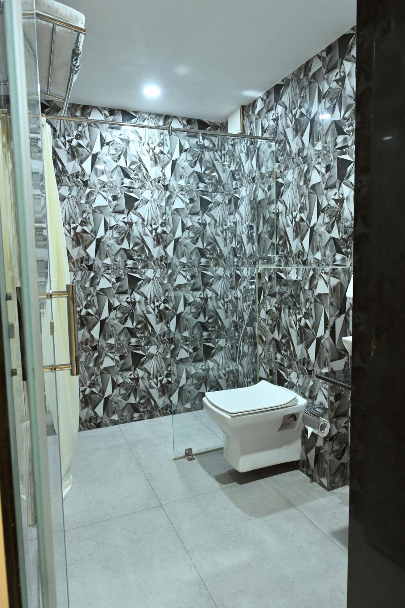 Hotel Trax International 贾姆谢德布尔 外观 照片