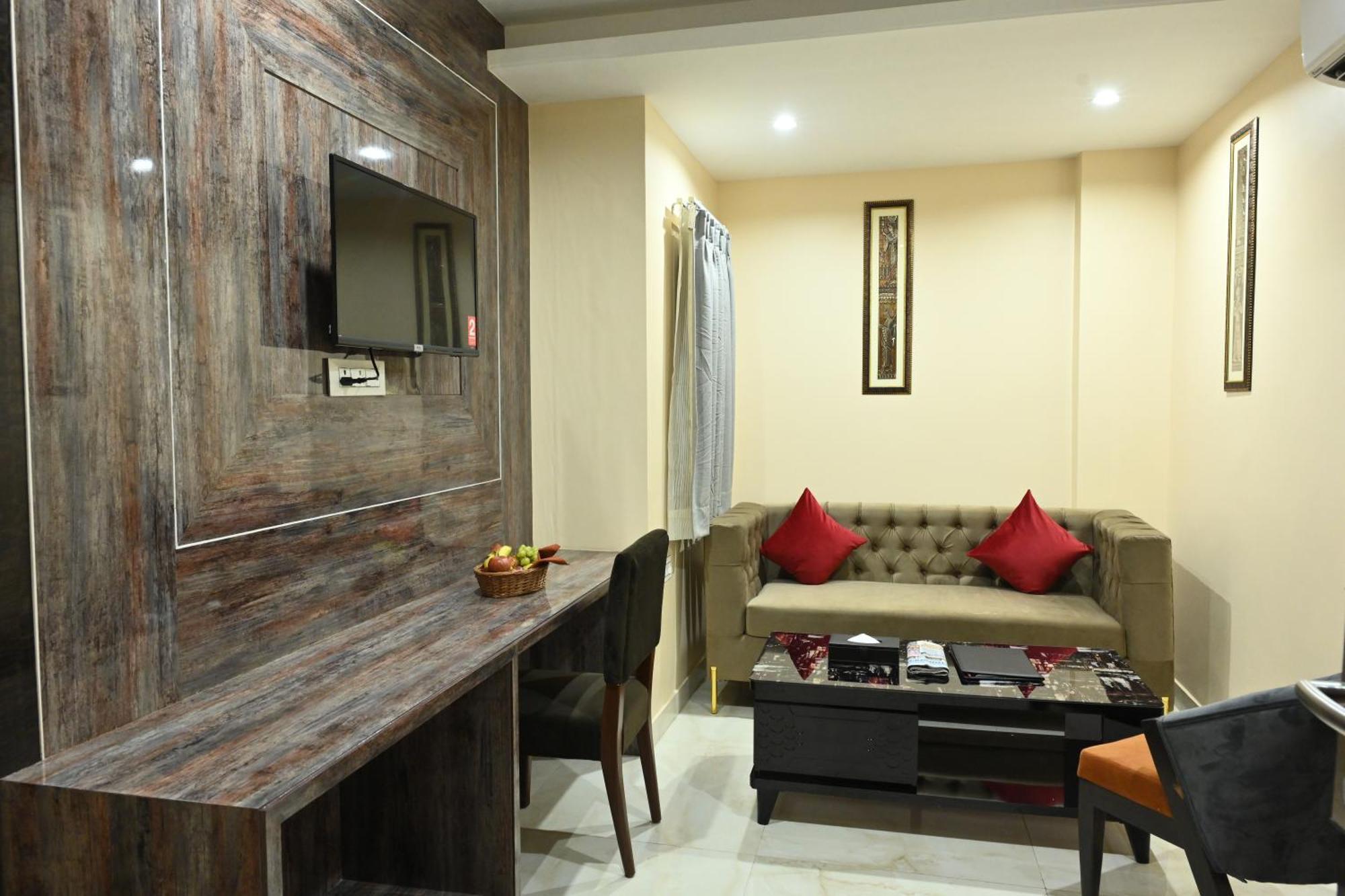 Hotel Trax International 贾姆谢德布尔 外观 照片