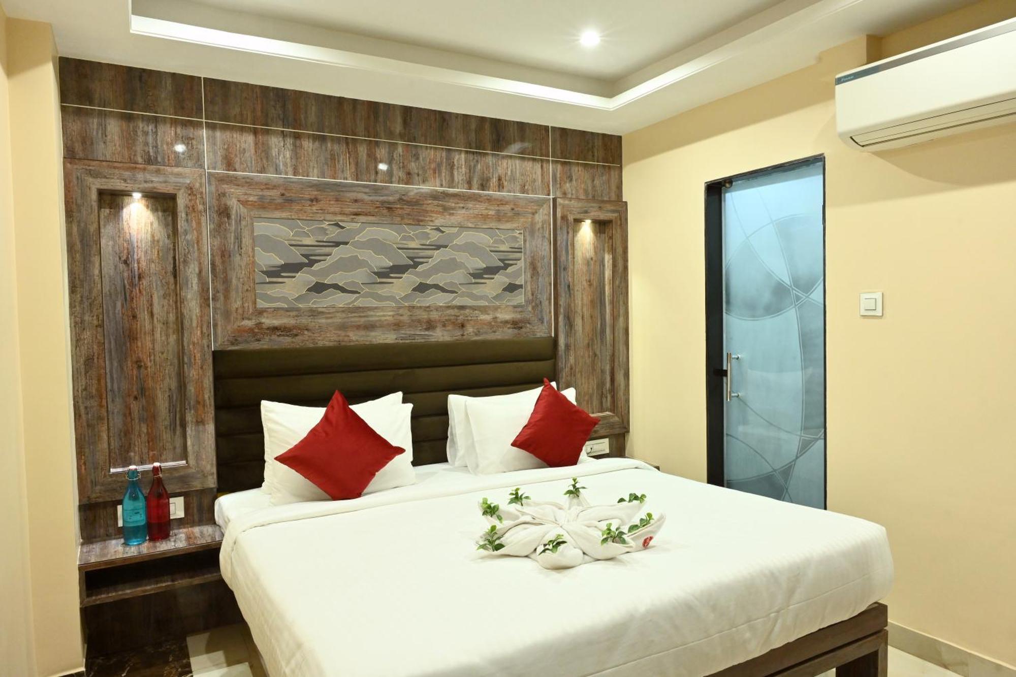 Hotel Trax International 贾姆谢德布尔 外观 照片
