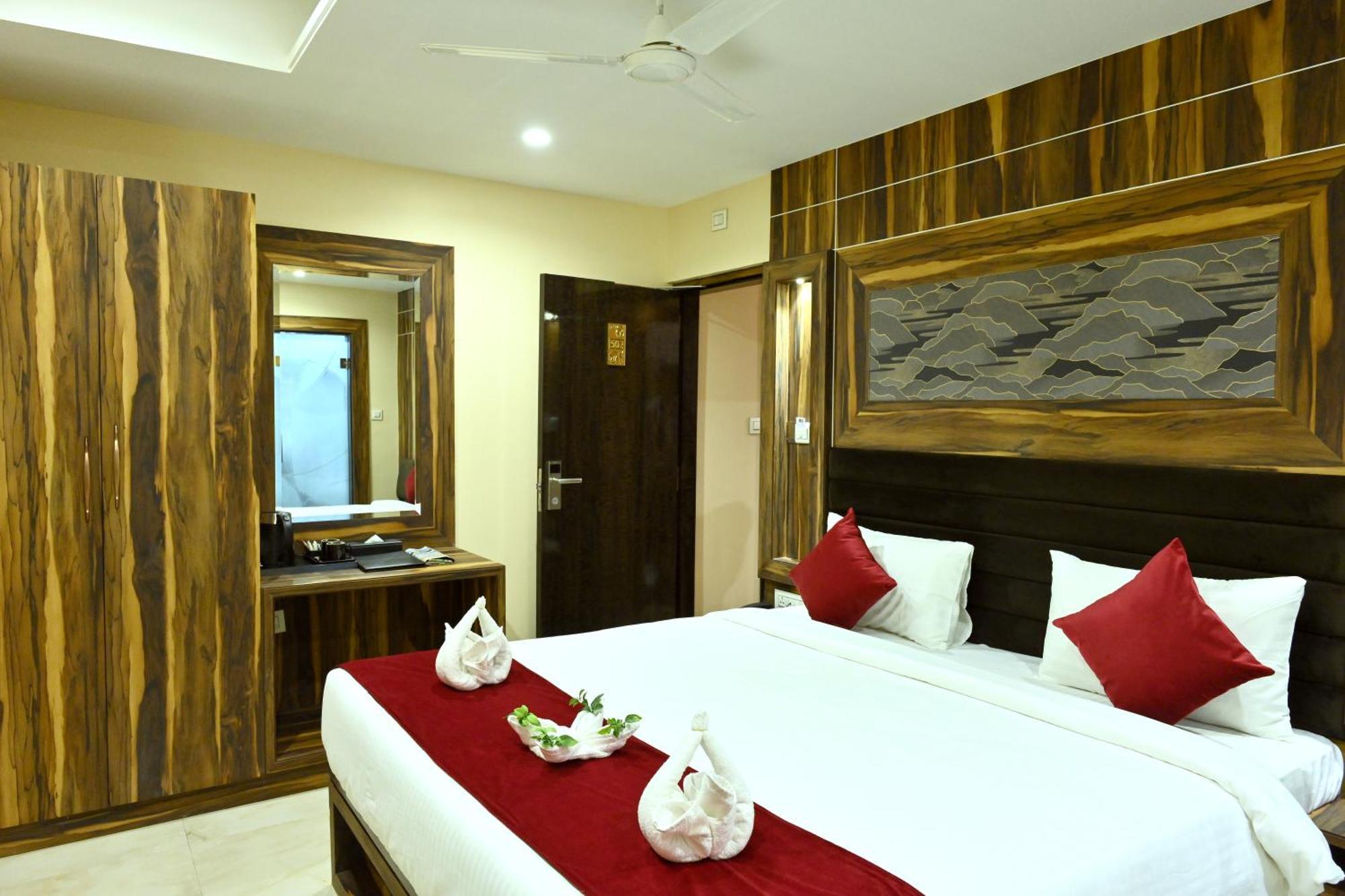 Hotel Trax International 贾姆谢德布尔 外观 照片