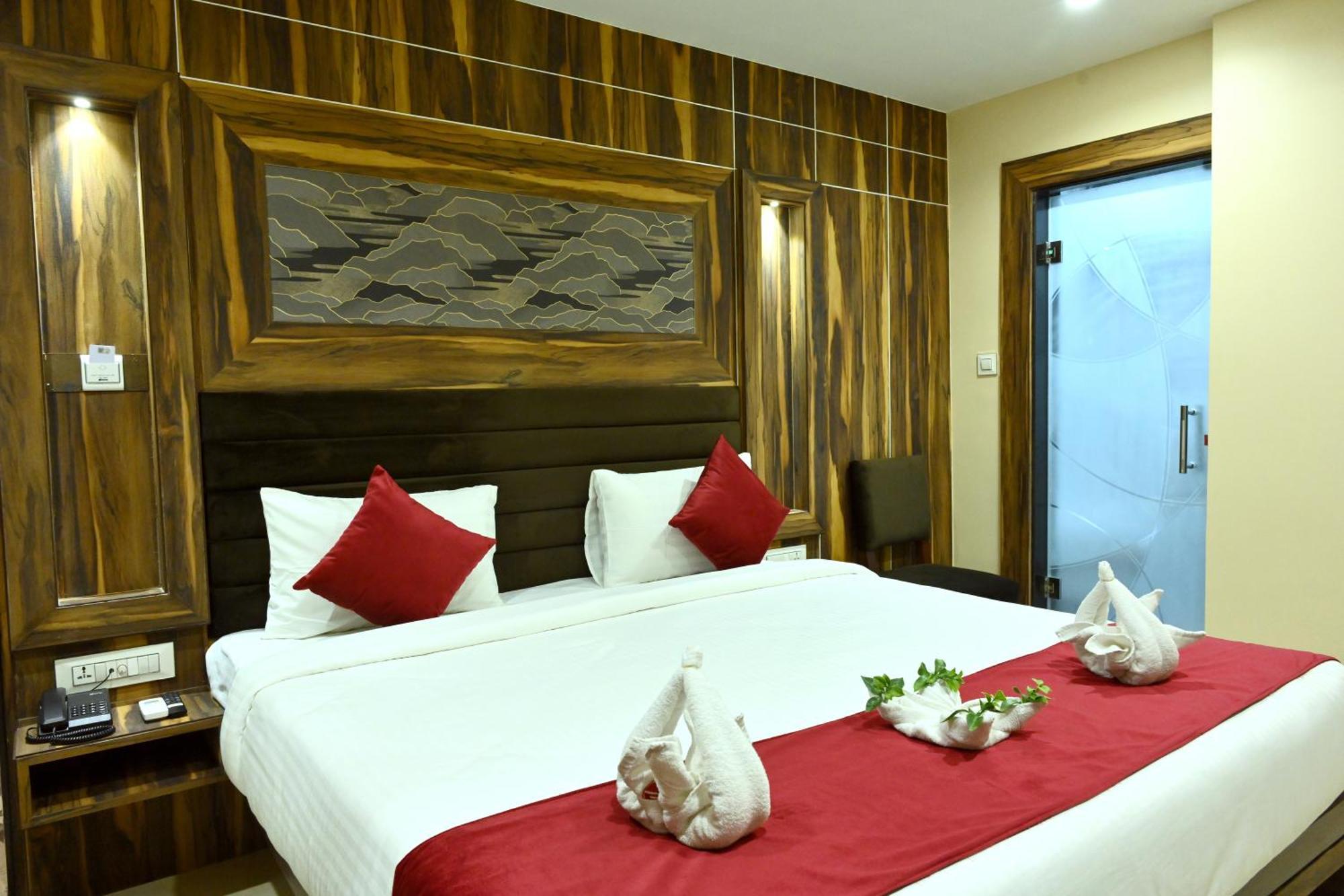 Hotel Trax International 贾姆谢德布尔 外观 照片