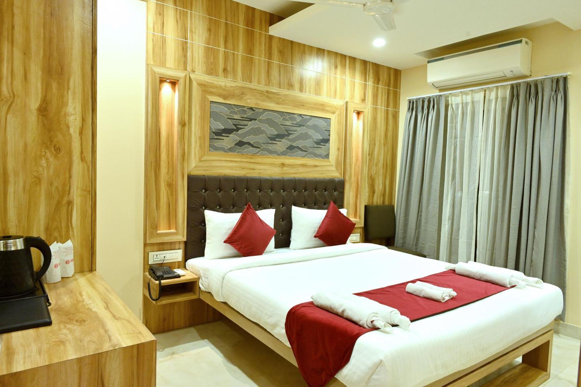 Hotel Trax International 贾姆谢德布尔 外观 照片