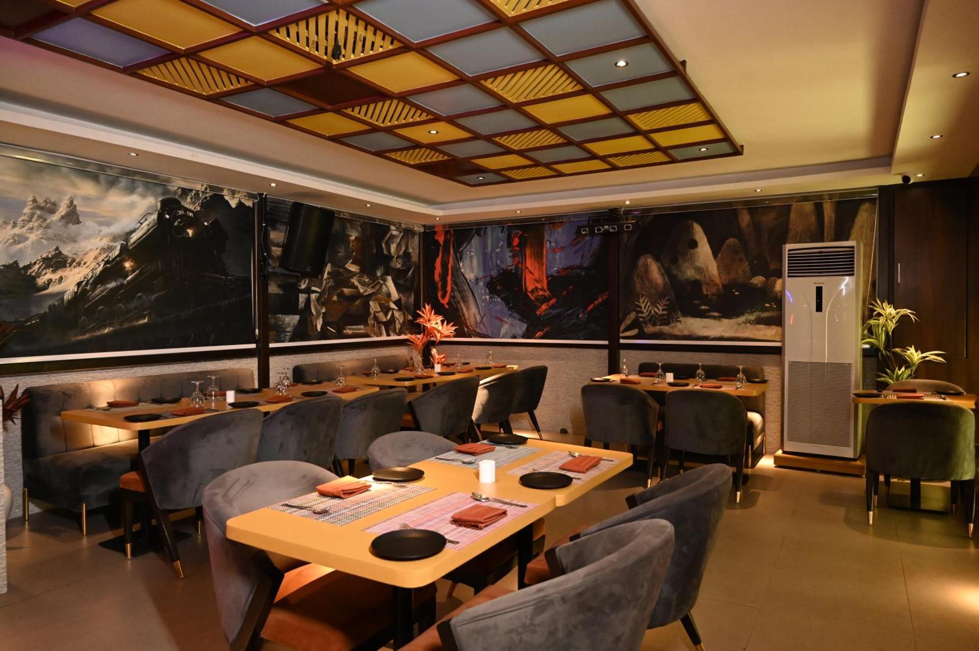 Hotel Trax International 贾姆谢德布尔 外观 照片