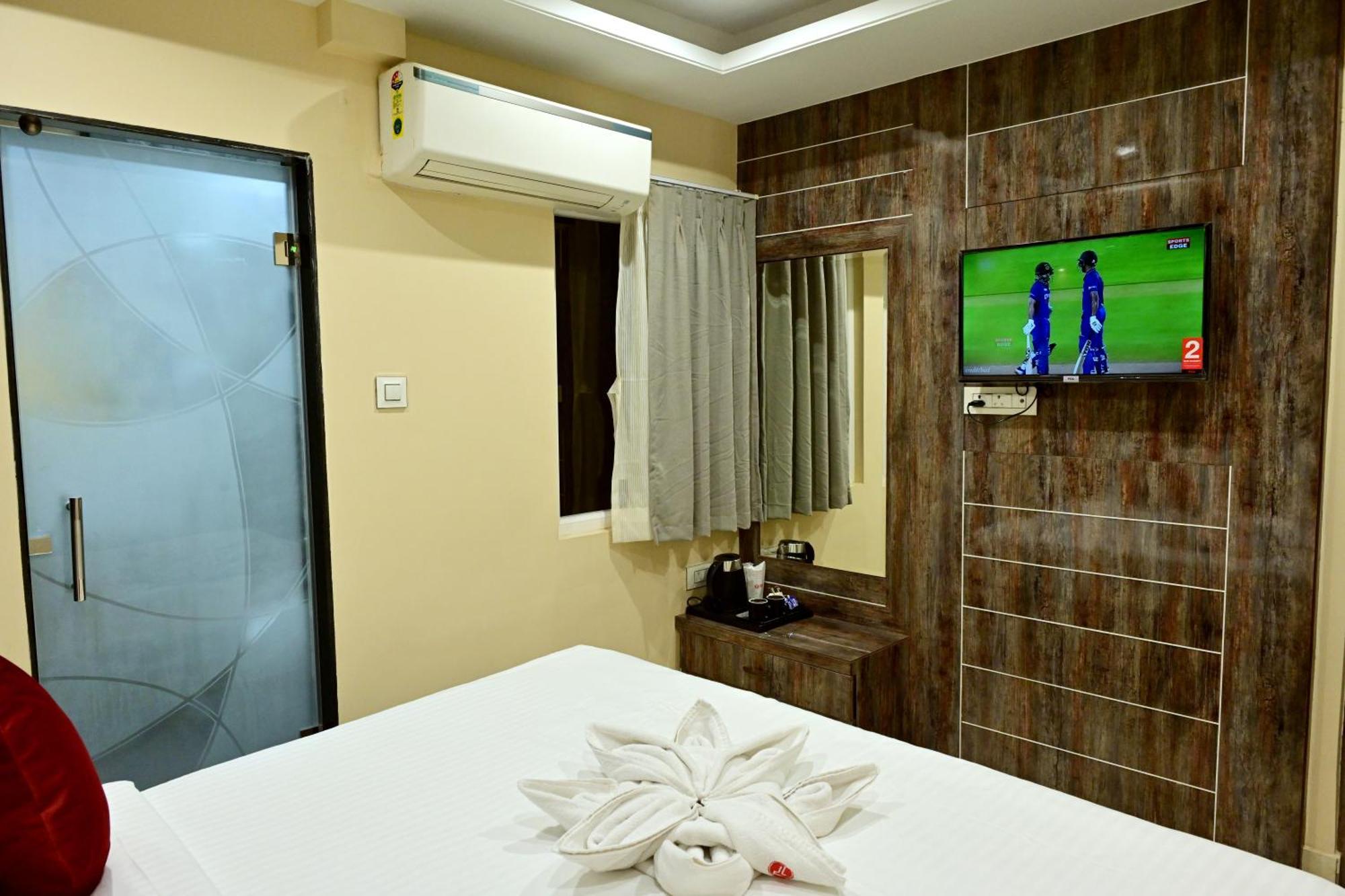 Hotel Trax International 贾姆谢德布尔 外观 照片